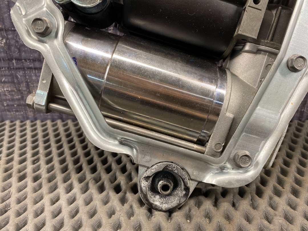 Компрессор подвески, 8500 рублей, Красноярск