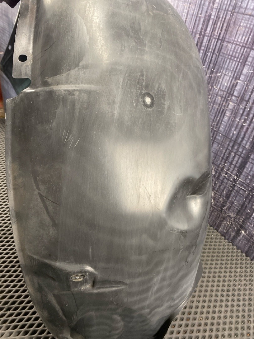 Подкрылок, 1120 рублей, Красноярск