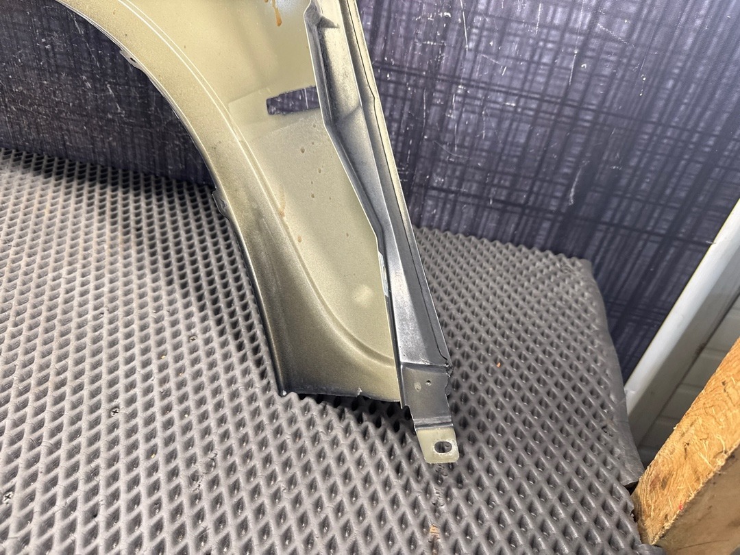 Крыло, 14320 рублей, Красноярск