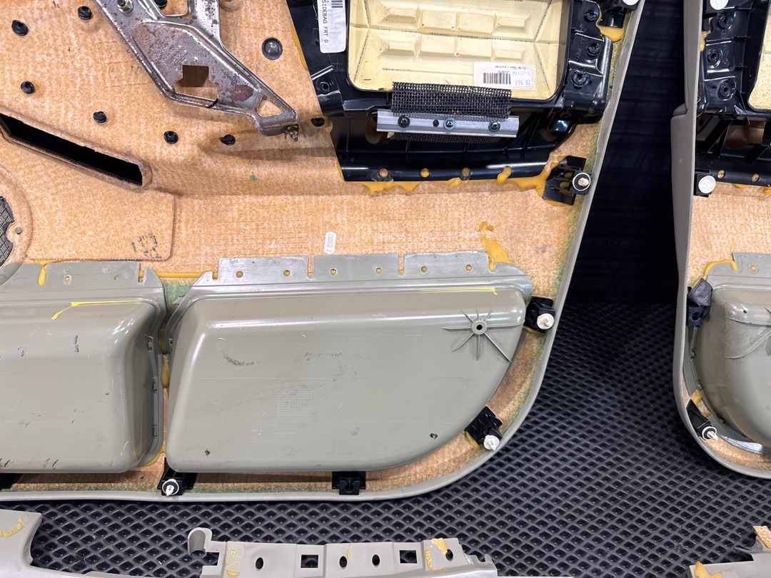 Комплект обшивок дверей, 17820 рублей, Красноярск