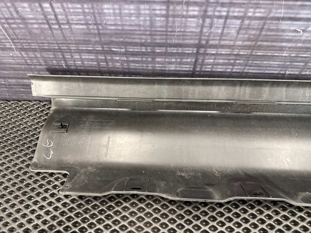 Комплект накладок на порог, 3580 рублей, Красноярск