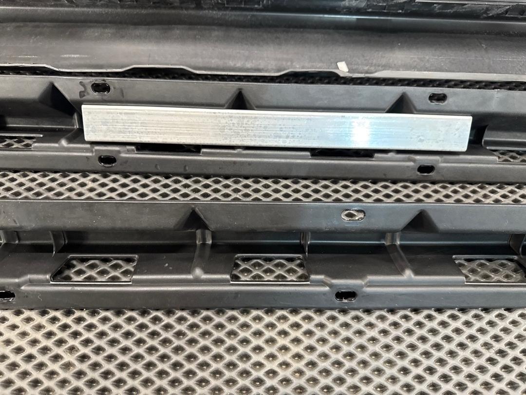 Комплект накладок на порог, 3580 рублей, Красноярск