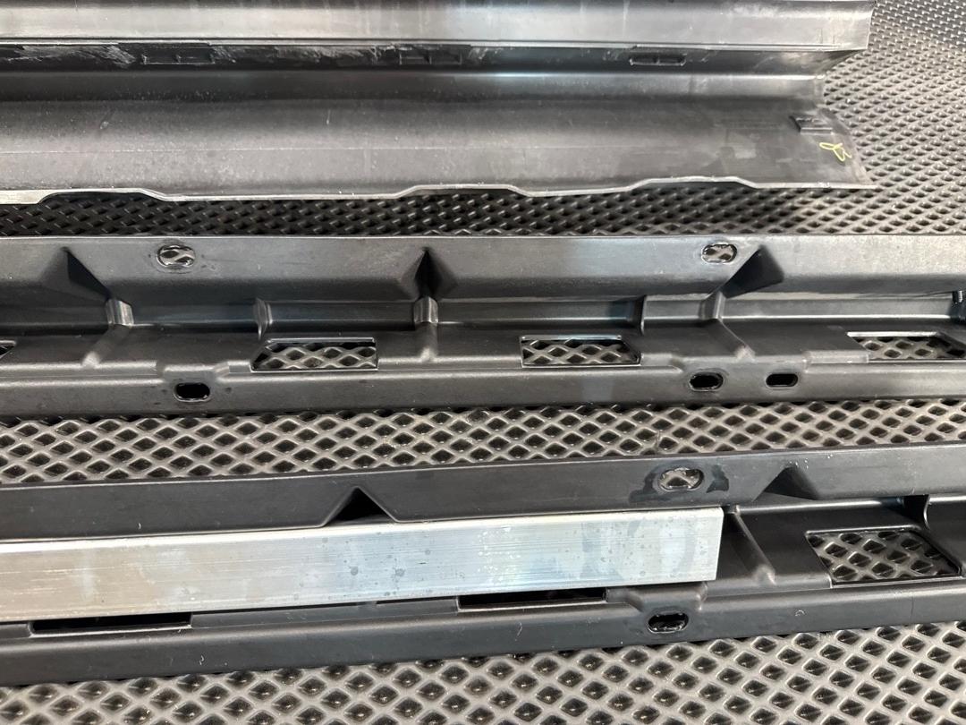 Комплект накладок на порог, 3580 рублей, Красноярск