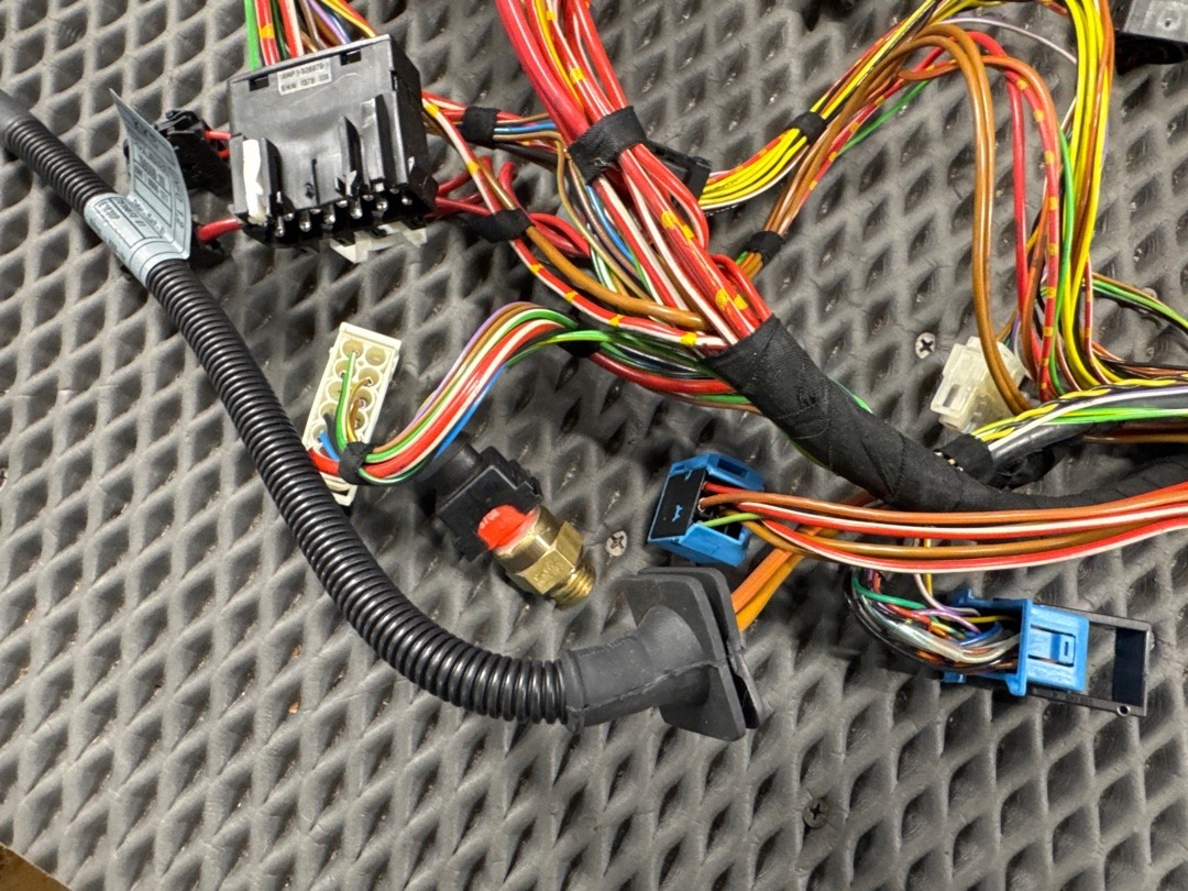 Проводка двигателя, 6530 рублей, Красноярск