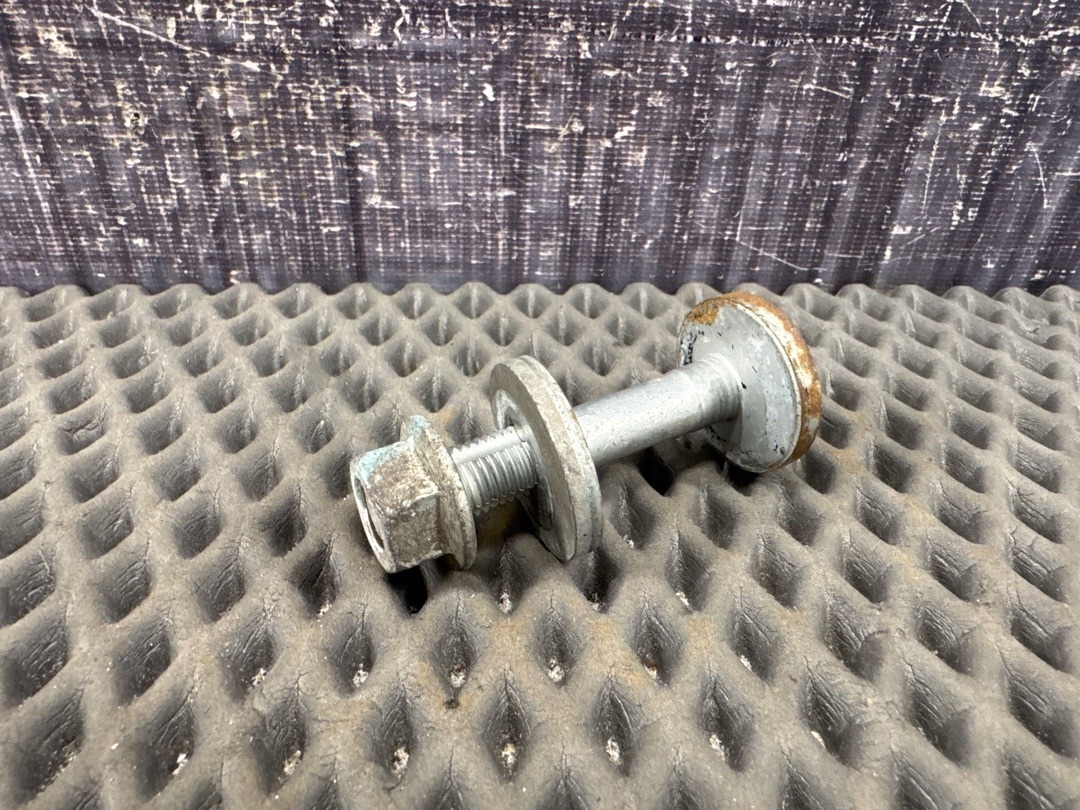 Болт развальный, 730 рублей, Красноярск