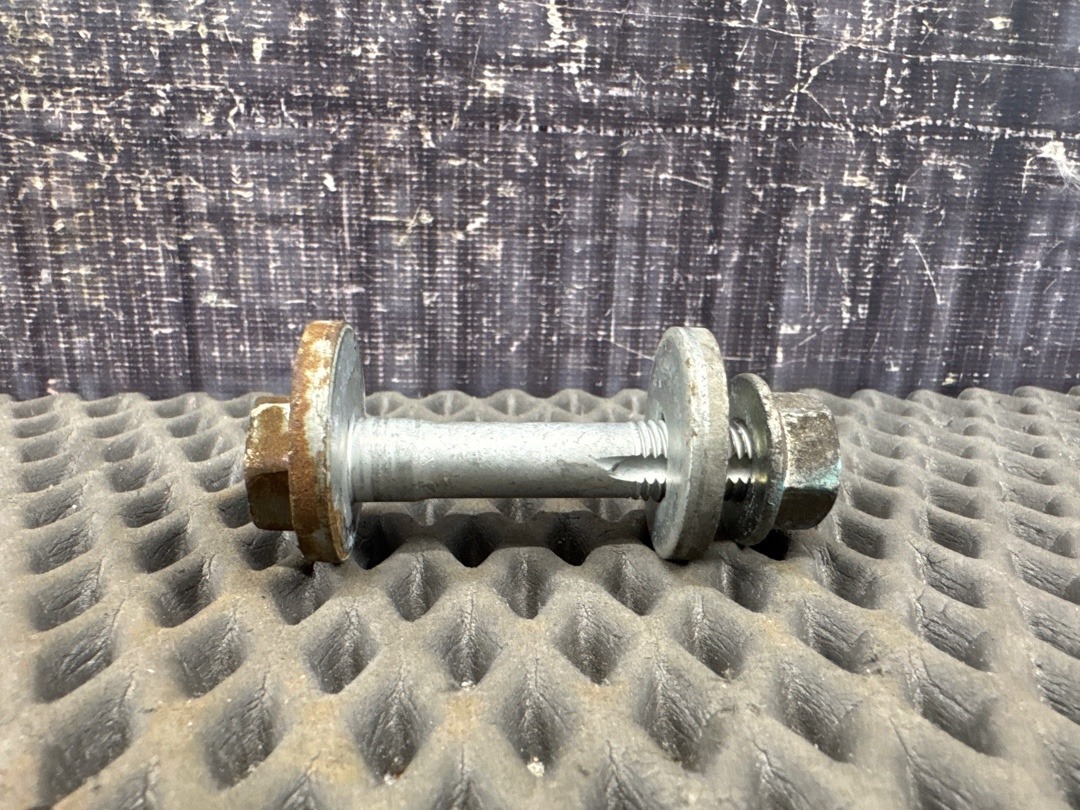 Болт развальный, 730 рублей, Красноярск