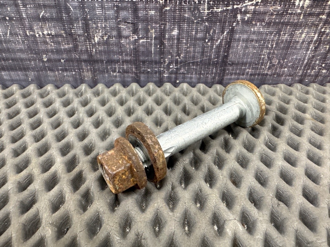 Болт развальный, 730 рублей, Красноярск