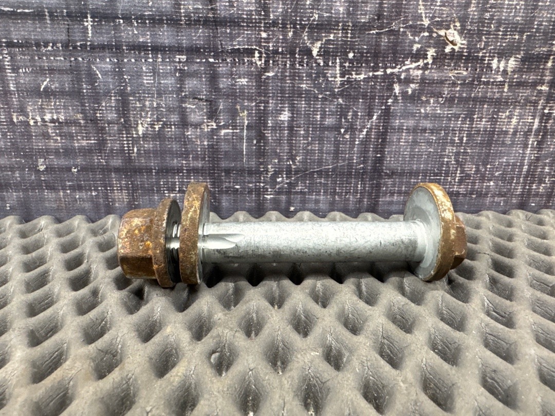 Болт развальный, 730 рублей, Красноярск