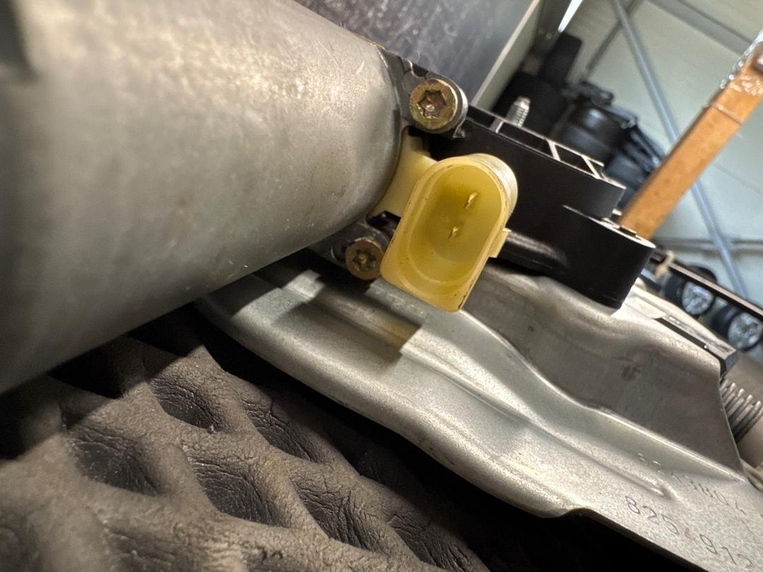 Стеклоподъемник, 3970 рублей, Красноярск