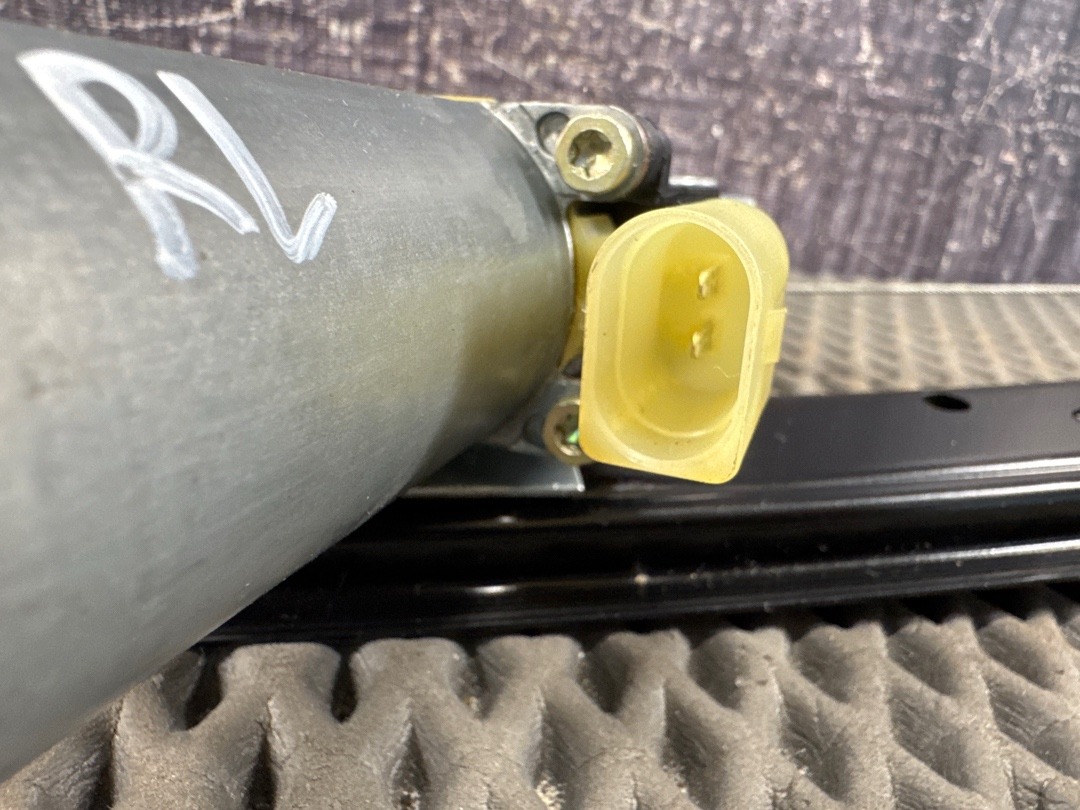 Стеклоподъемник, 2980 рублей, Красноярск