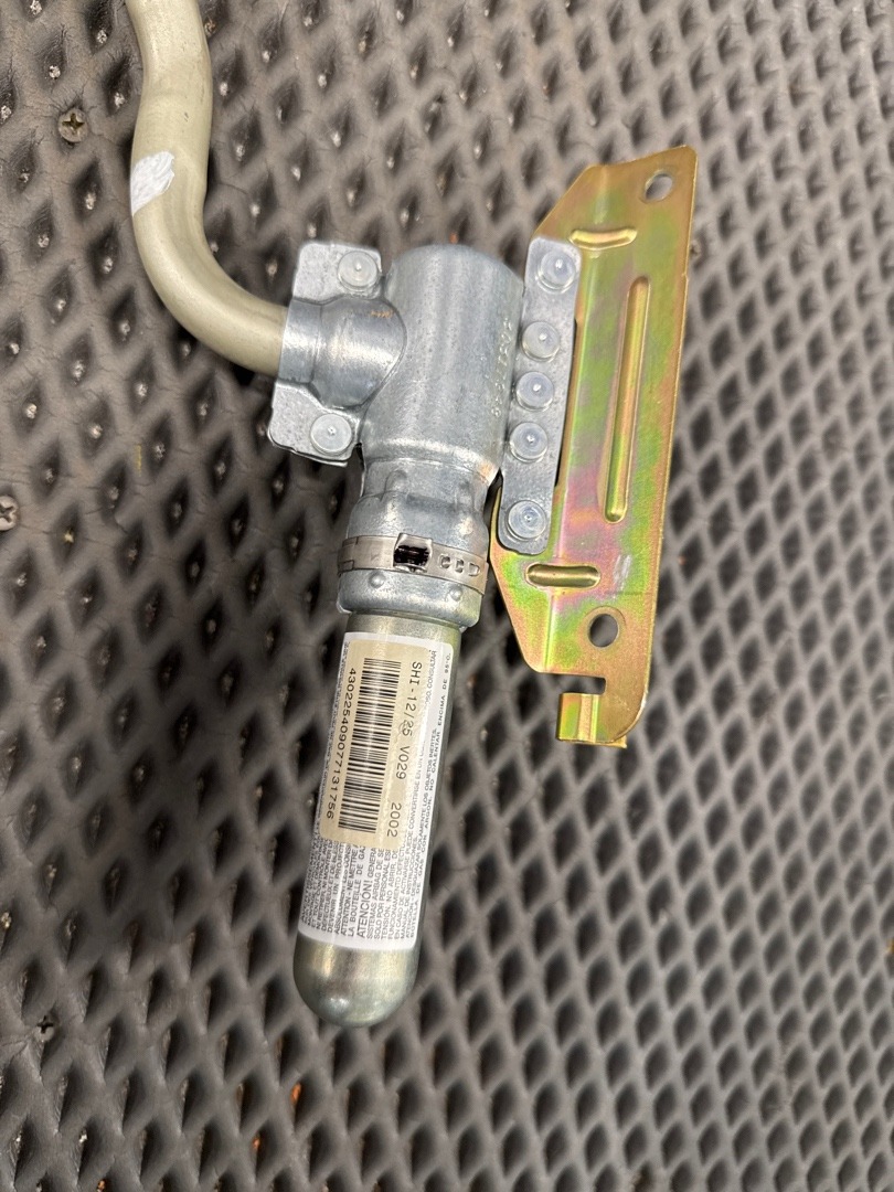 Подушка безопасности, 860 рублей, Красноярск