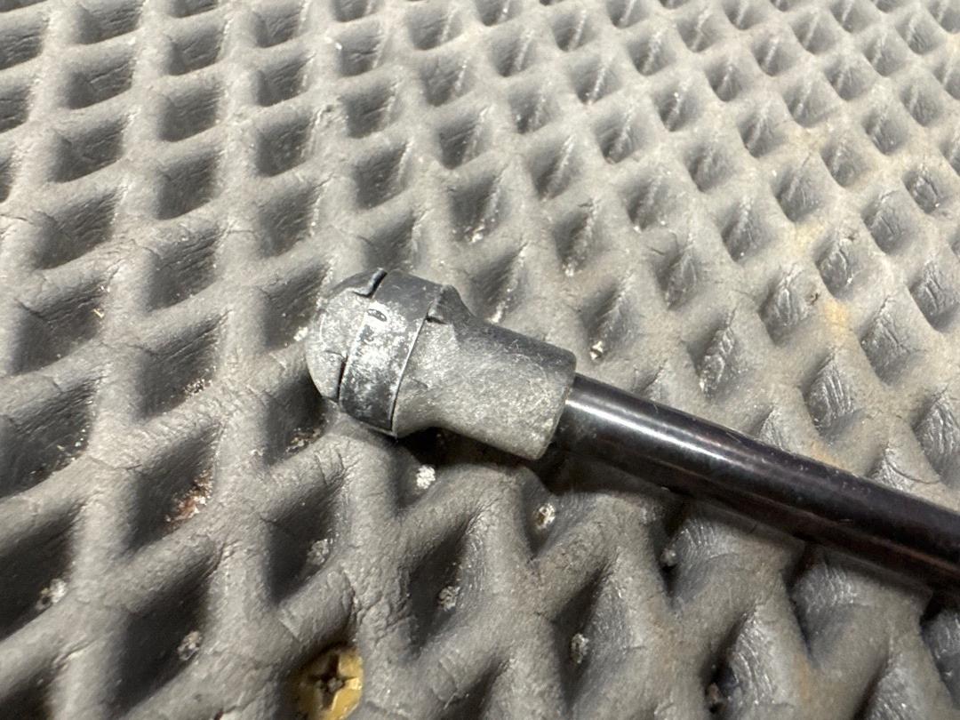 Амортизатор багажника, 930 рублей, Красноярск