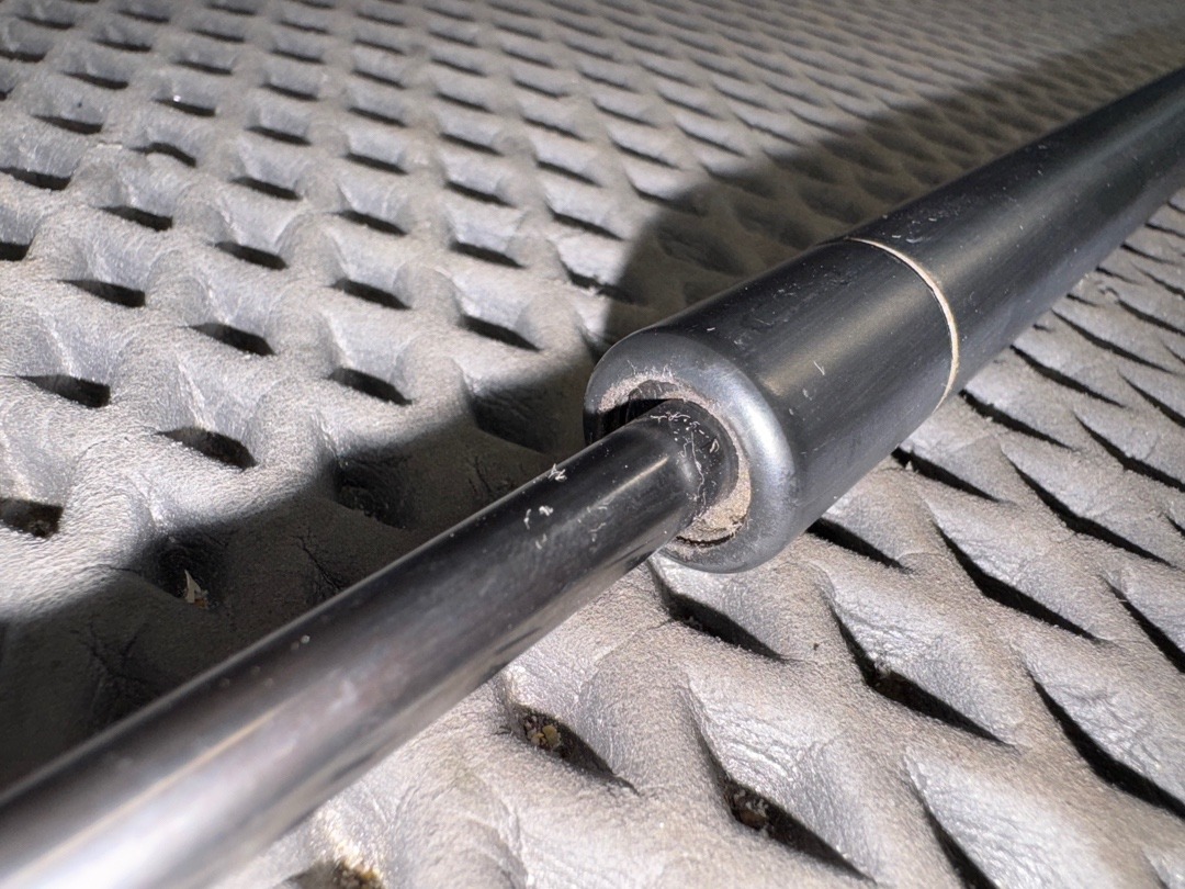 Амортизатор багажника, 930 рублей, Красноярск