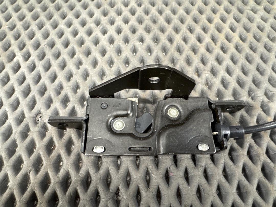 Замок багажника, 920 рублей, Красноярск