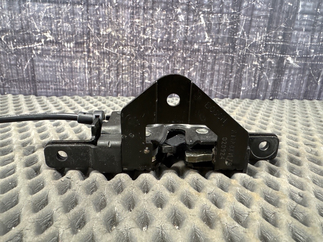 Замок багажника, 920 рублей, Красноярск