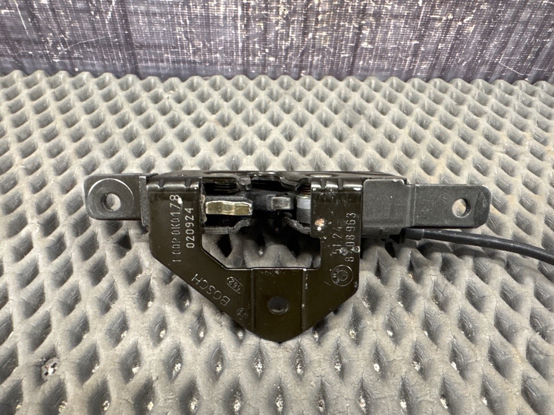 Замок багажника, 920 рублей, Красноярск