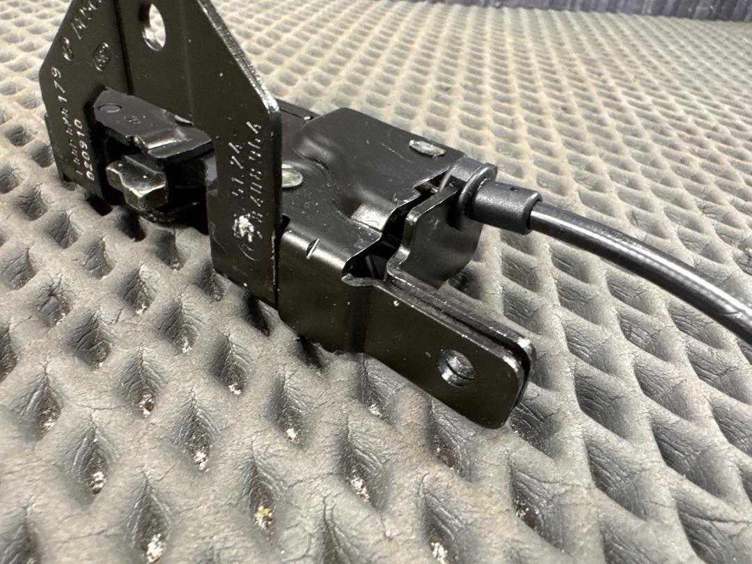 Замок багажника, 1080 рублей, Красноярск