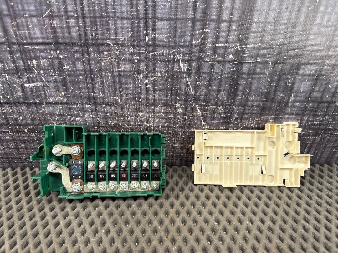 Блок предохранителей, 1320 рублей, Красноярск