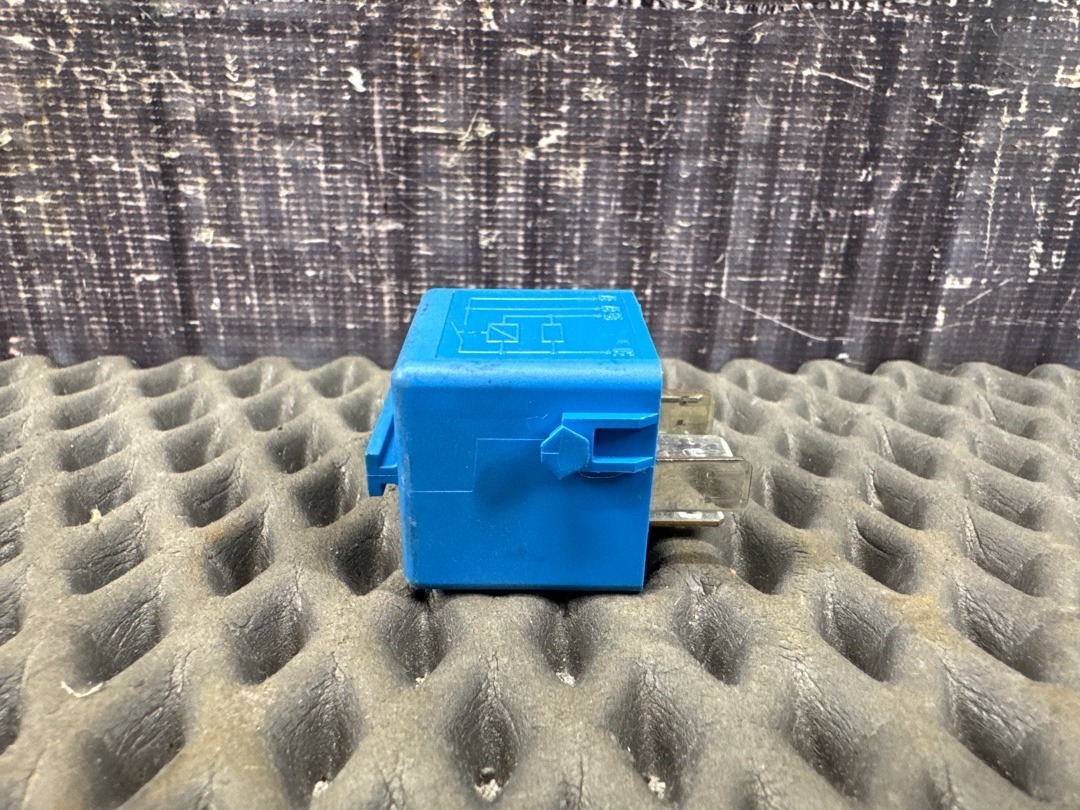 Реле, 820 рублей, Красноярск