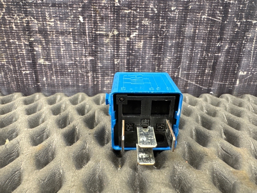 Реле, 820 рублей, Красноярск