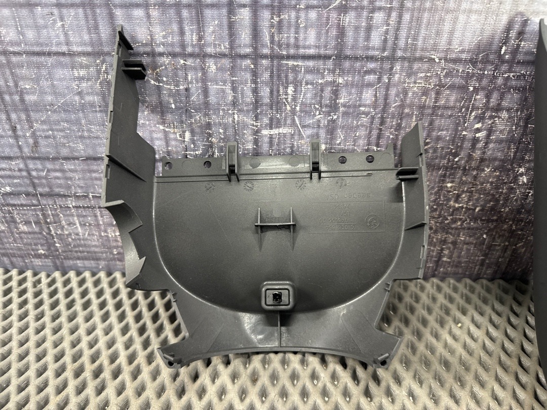 Кожух рулевой колонки, 880 рублей, Красноярск