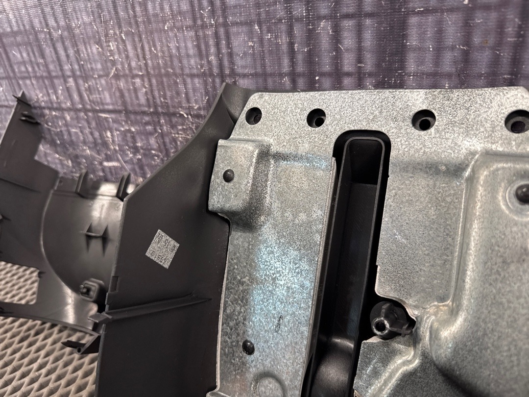 Кожух рулевой колонки, 880 рублей, Красноярск