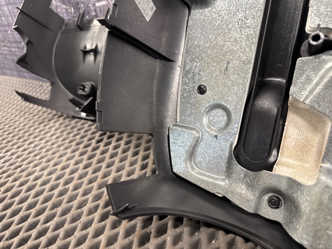 Кожух рулевой колонки, 880 рублей, Красноярск