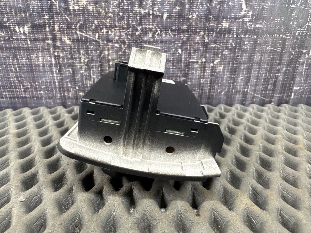 Переключатель света, 1780 рублей, Красноярск