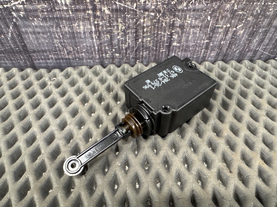 Привод замка багажника, 810 рублей, Красноярск