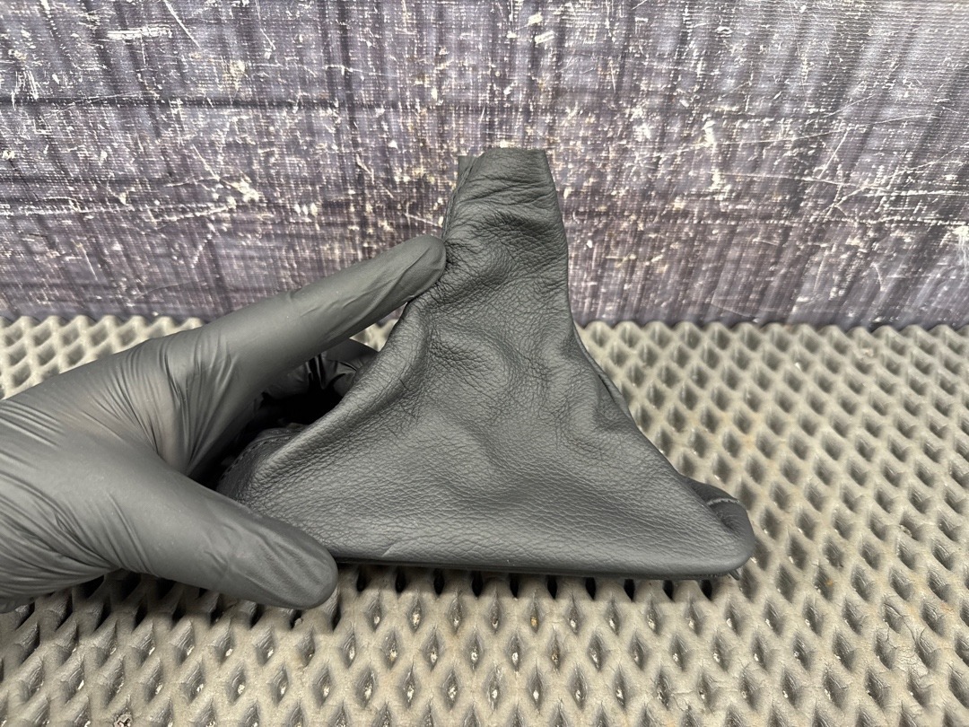 Кожух рычага ручного тормоза, 1130 рублей, Красноярск