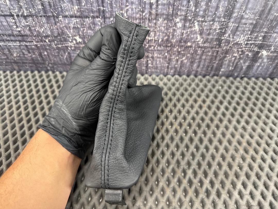 Кожух рычага ручного тормоза, 1130 рублей, Красноярск