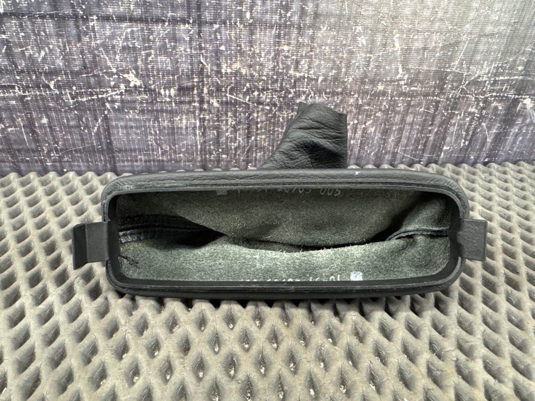 Кожух рычага ручного тормоза, 1130 рублей, Красноярск