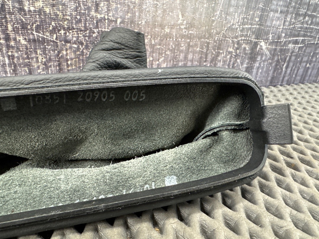 Кожух рычага ручного тормоза, 1130 рублей, Красноярск