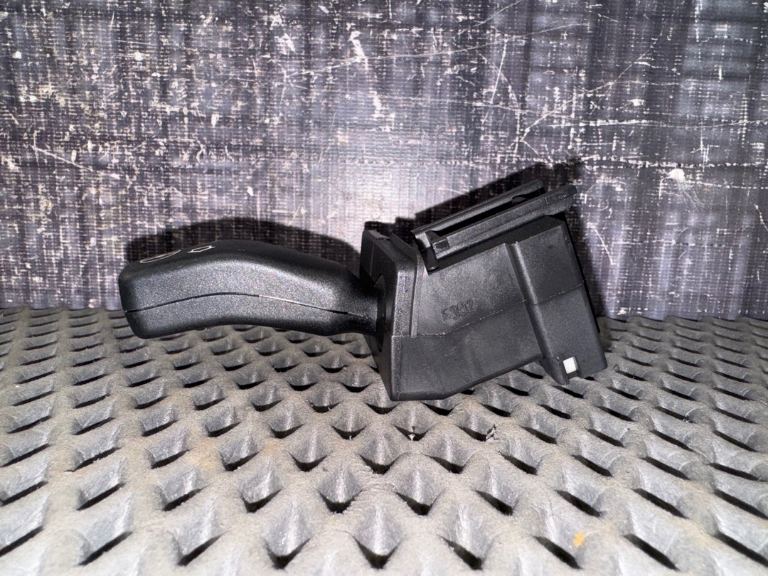 Подрулевой переключатель, 460 рублей, Красноярск