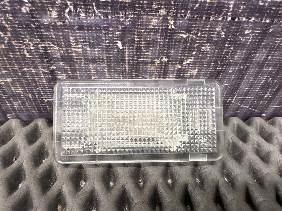 Плафон салона, 1030 рублей, Красноярск