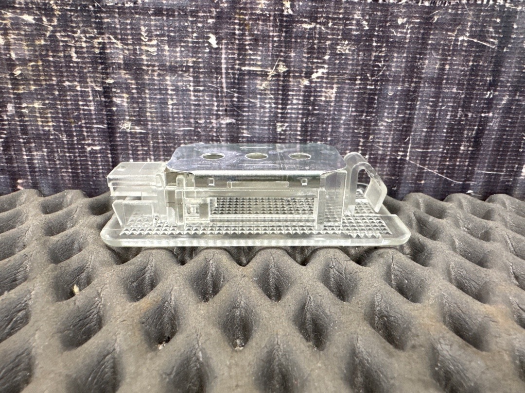 Плафон салона, 1030 рублей, Красноярск