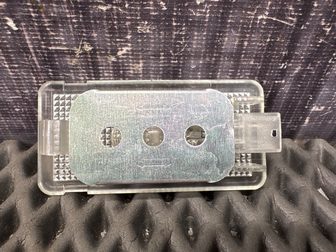 Плафон салона, 1030 рублей, Красноярск