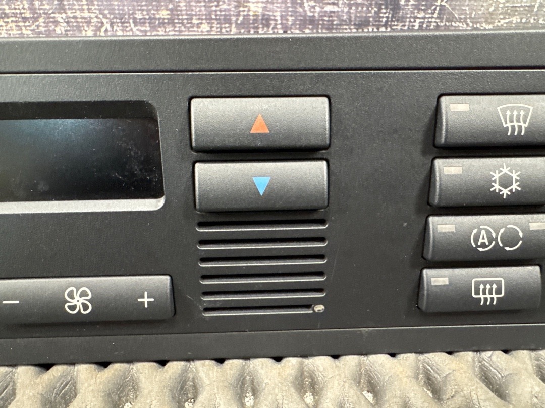 Блок управления климат-контролем, 8760 рублей, Красноярск