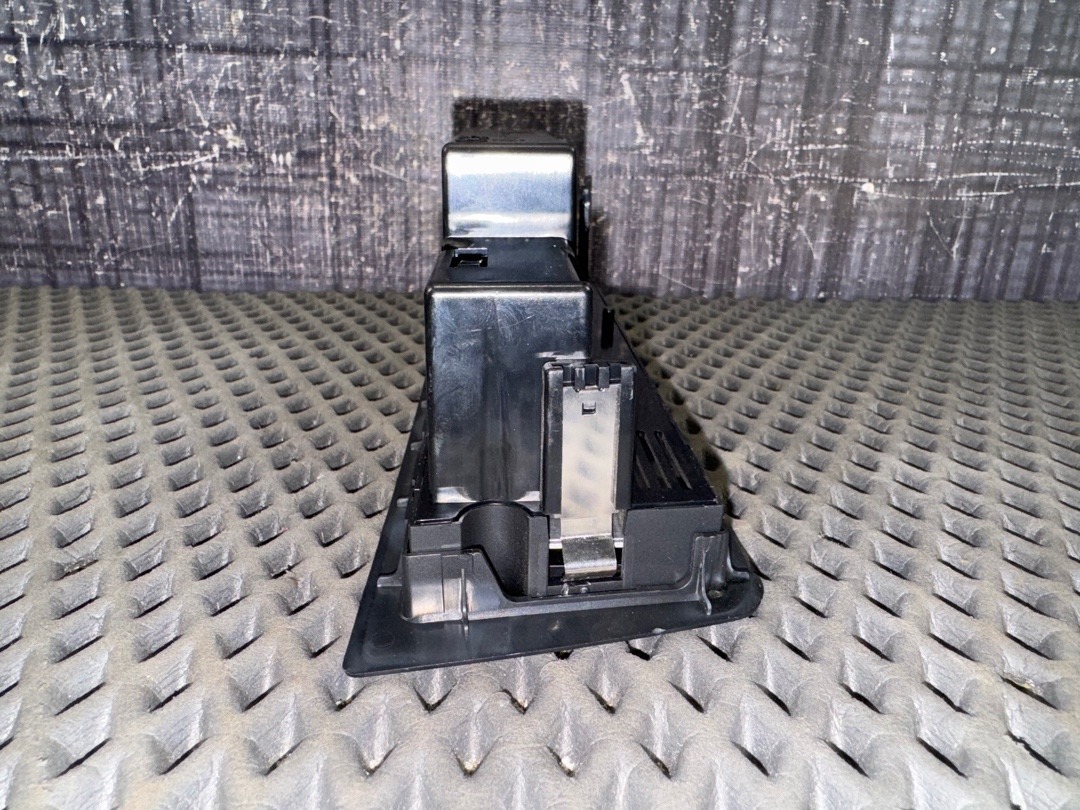 Блок управления климат-контролем, 8760 рублей, Красноярск