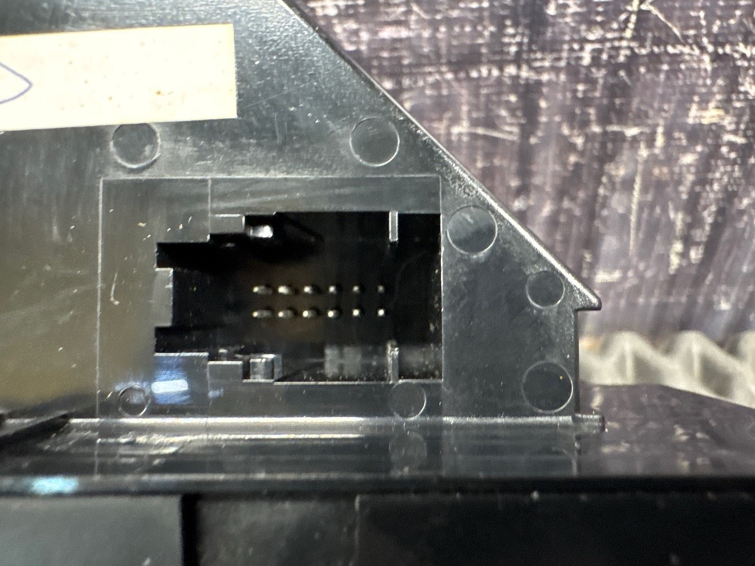 Кнопка стеклоподъемника, 1060 рублей, Красноярск