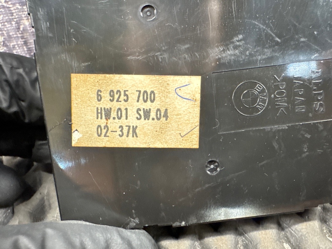 Кнопка стеклоподъемника, 1060 рублей, Красноярск