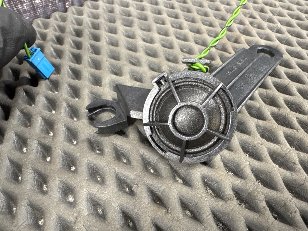 Динамик, 1030 рублей, Красноярск