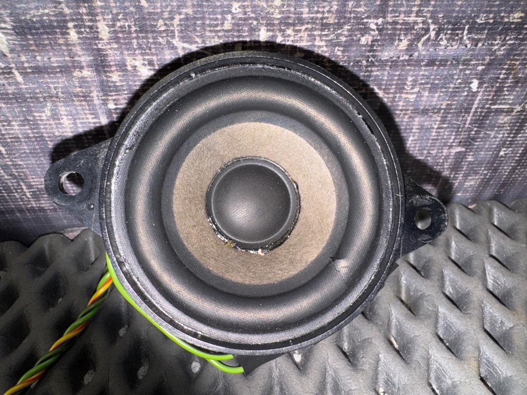 Динамик, 680 рублей, Красноярск