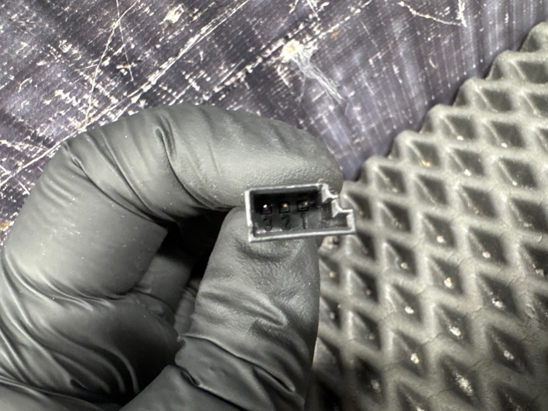 Динамик, 680 рублей, Красноярск