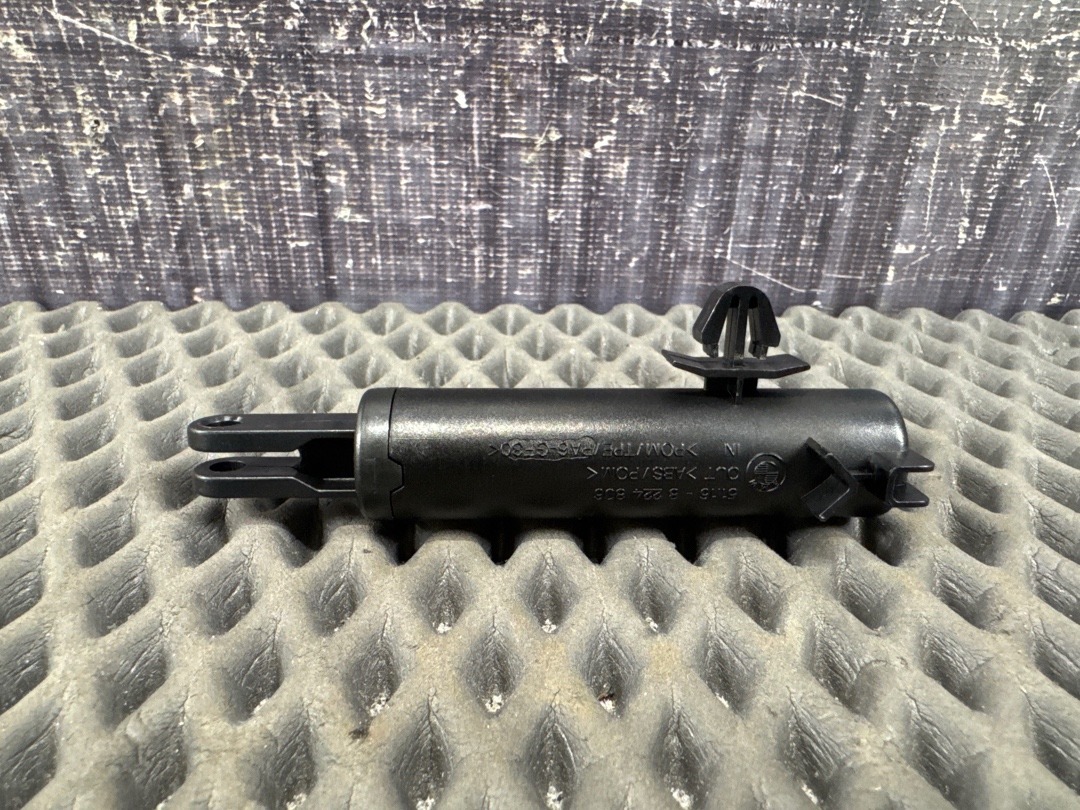 Амортизатор бардачка, 1320 рублей, Красноярск