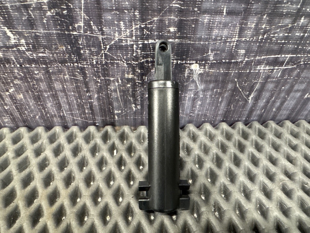 Амортизатор бардачка, 1320 рублей, Красноярск