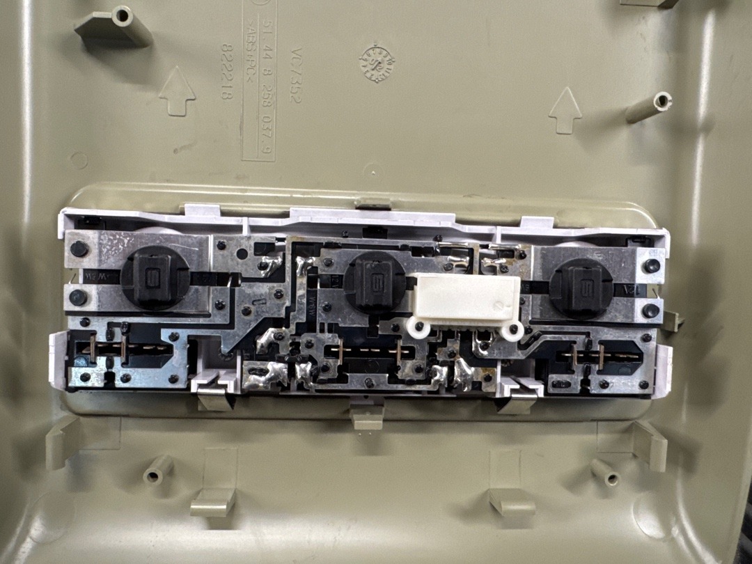 Плафон салона, 1870 рублей, Красноярск