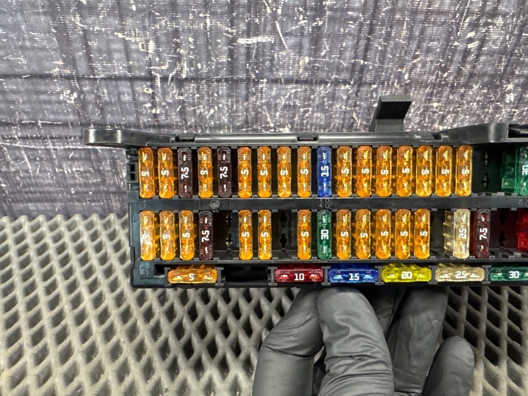 Блок предохранителей, 2150 рублей, Красноярск