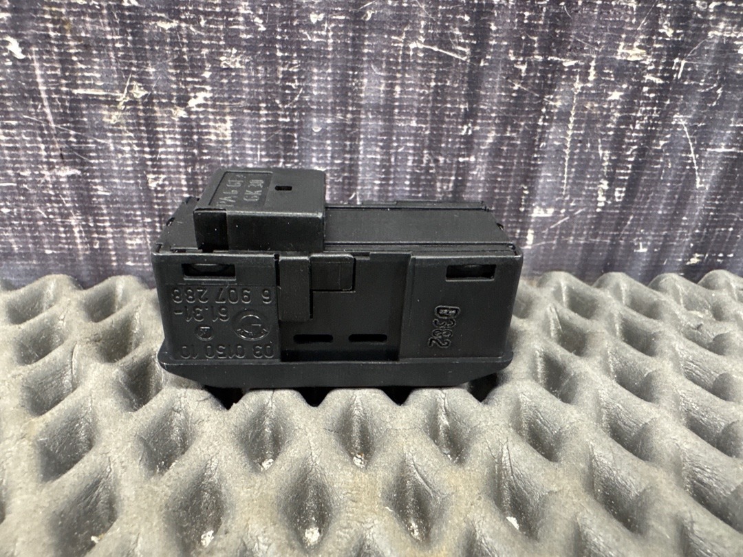 Кнопка люка, 1030 рублей, Красноярск