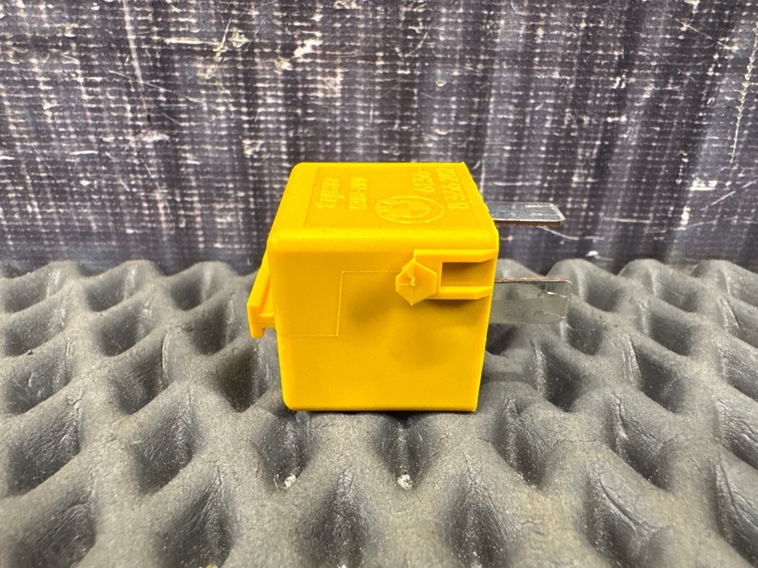 Реле, 820 рублей, Красноярск